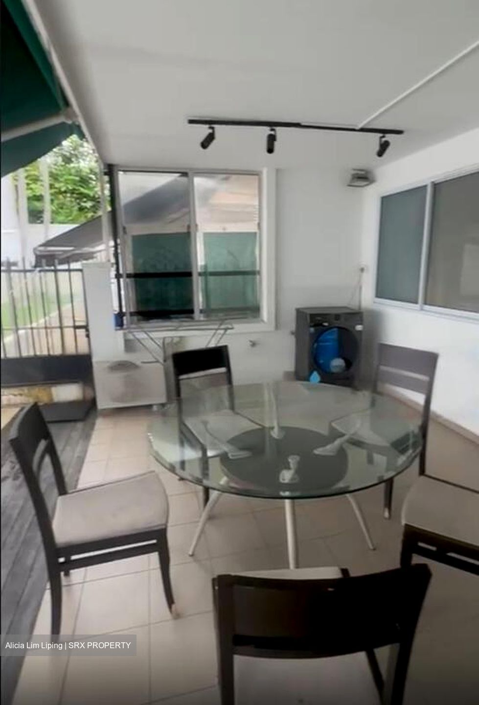 Peakview Estate (D16), Terrace #476198731